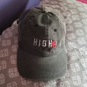 HiGH Rose Hat